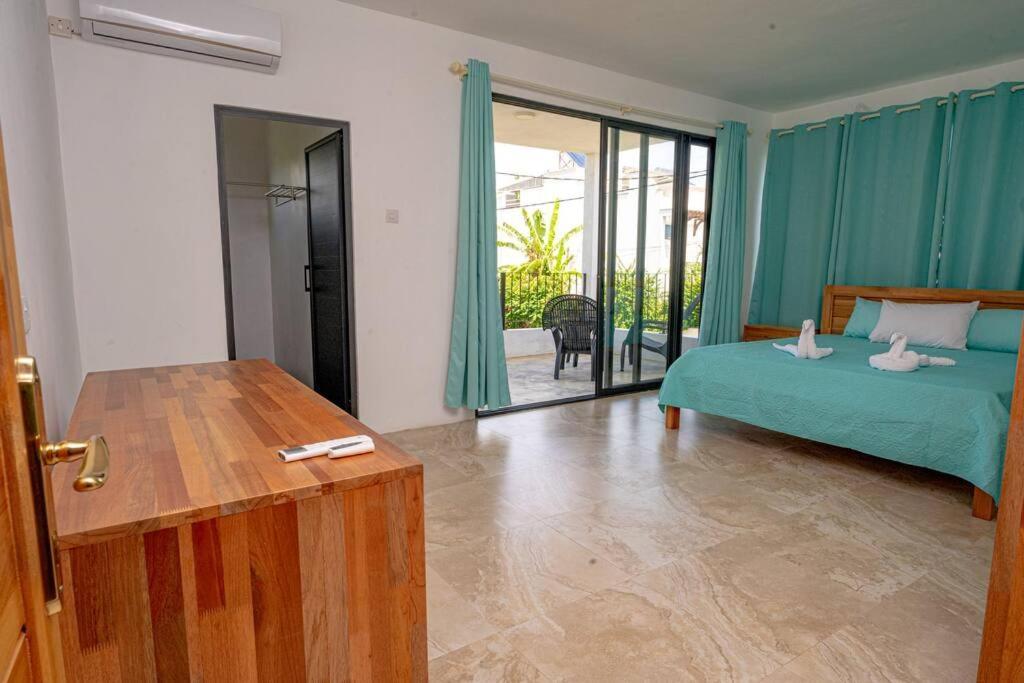 Lotus Lane Apartments Grand Baie Exterior photo