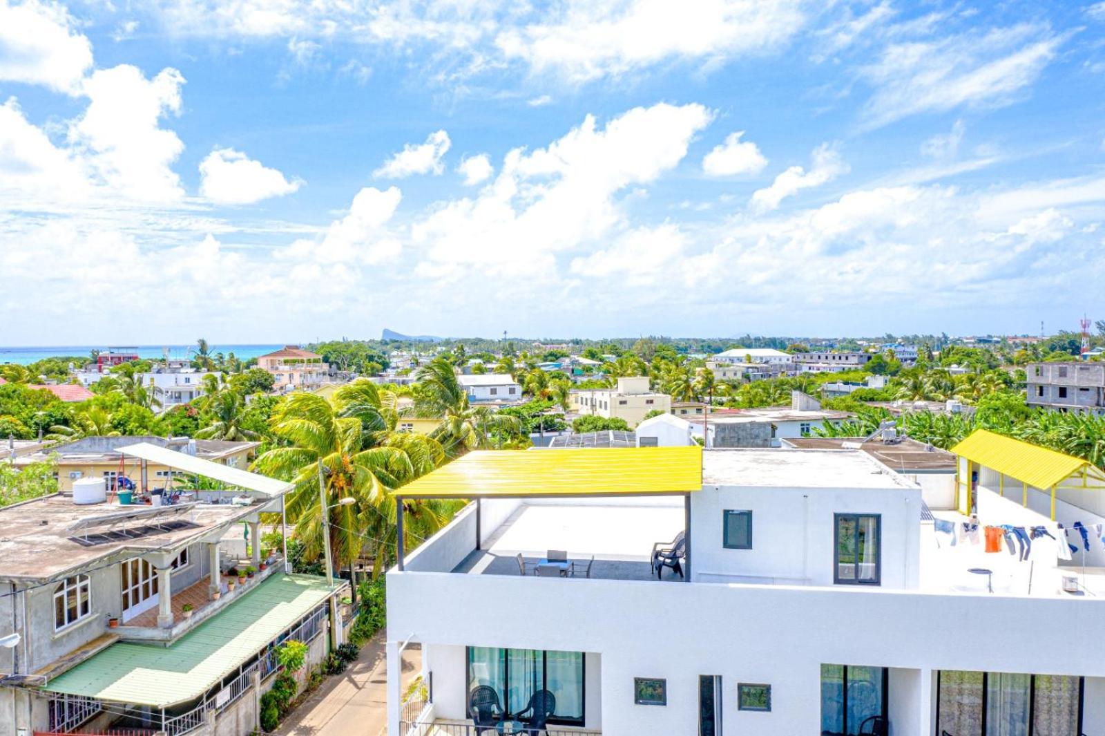 Lotus Lane Apartments Grand Baie Exterior photo