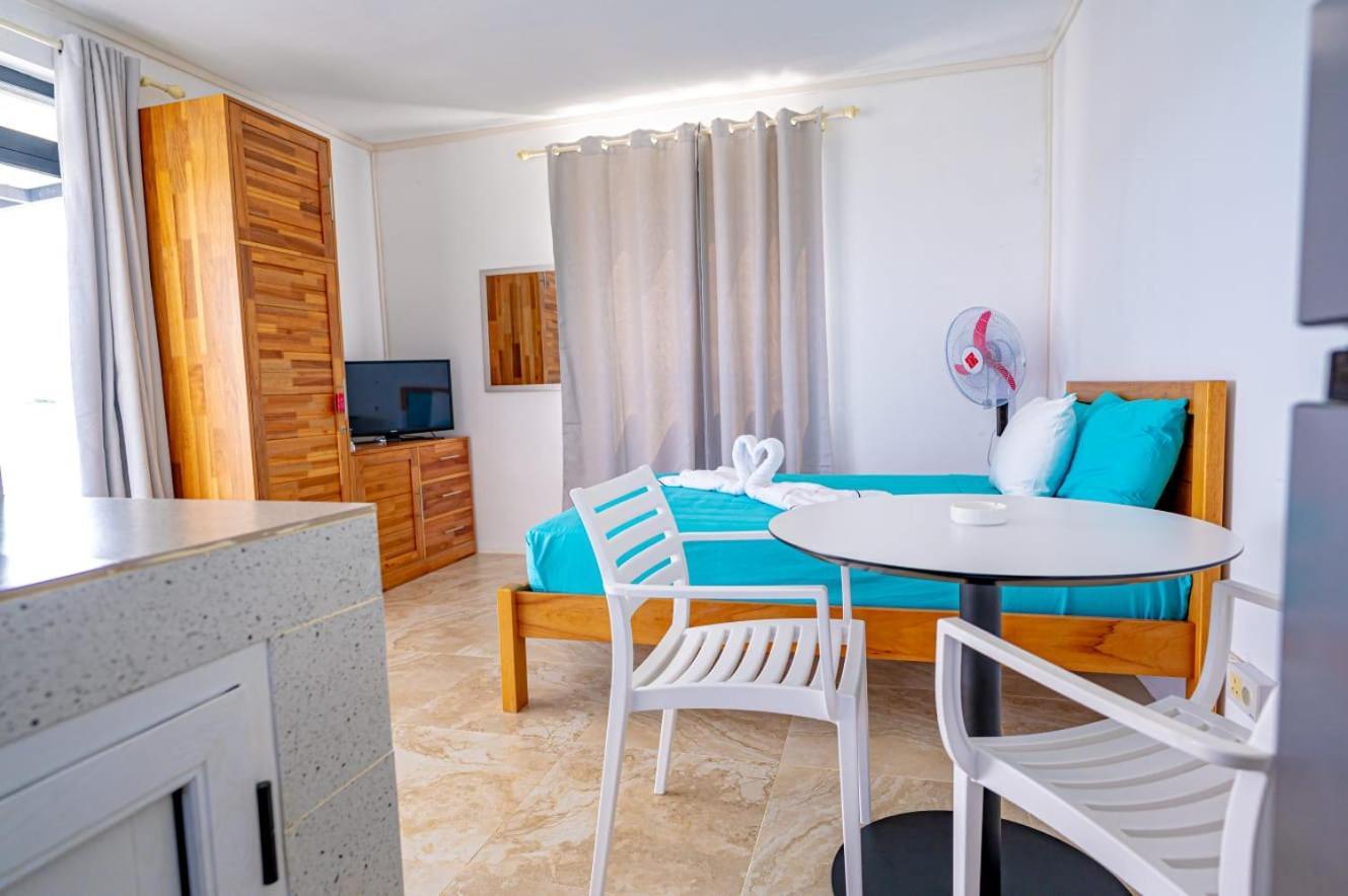 Lotus Lane Apartments Grand Baie Exterior photo
